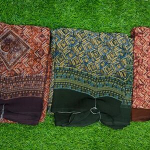 Lightweight soft saree for everyday comfort